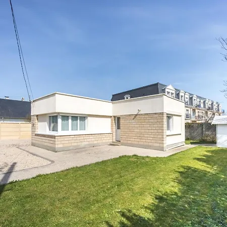 Neptune - Maison A 2 Min A Pied De La Holiday home Saint-Aubin-Sur-Mer (Calvados)