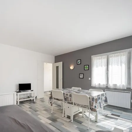 Holiday home Neptune - Maison A 2 Min A Pied De La