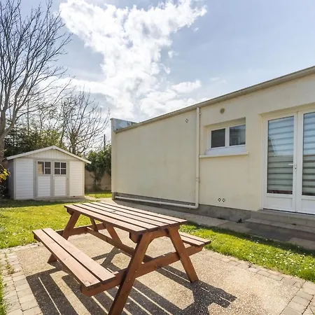 Neptune - Maison A 2 Min A Pied De La Holiday home